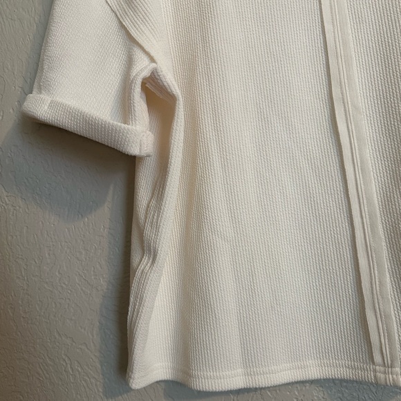 Relaxed Fit Ribbed Tee 🤍 - Picture 8 of 10